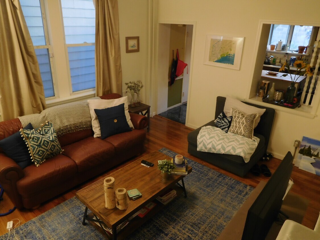 Living Room - 1228 North 5th Street