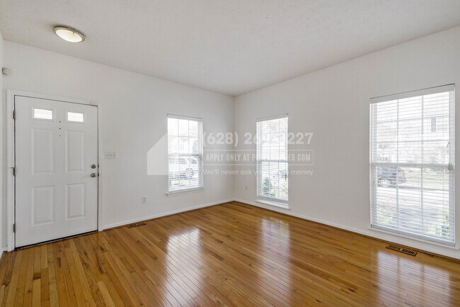 Building Photo - 209 Nob Hill Way
