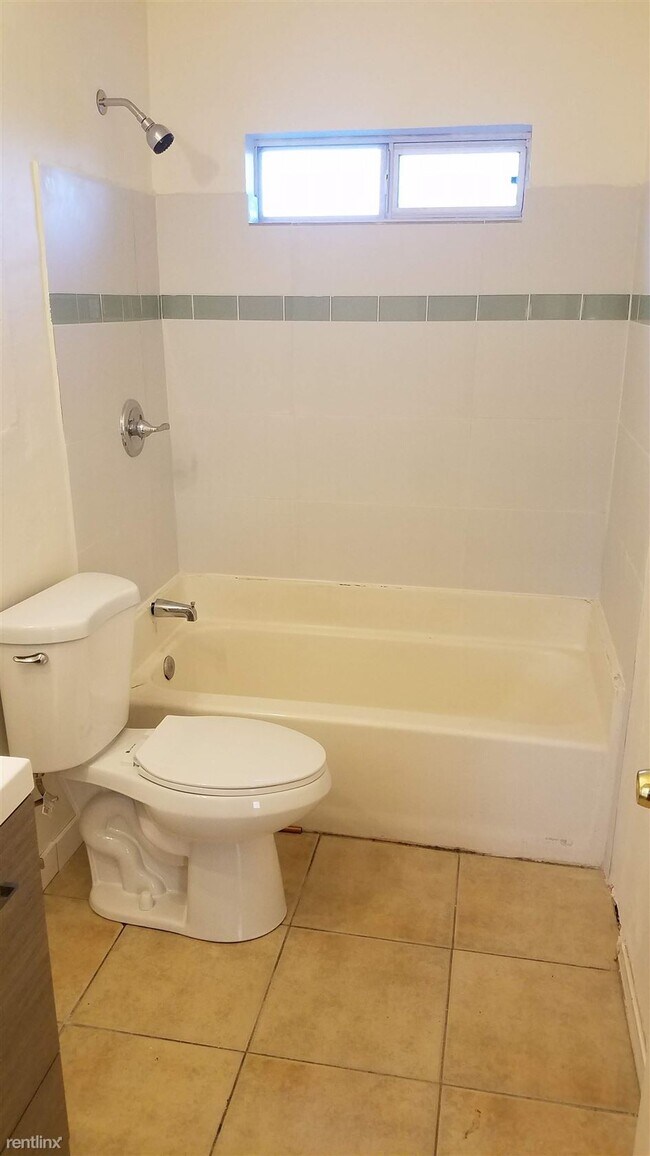 Foto del edificio - 3 br, 1 bath House - 6819 North 32nd Avenue