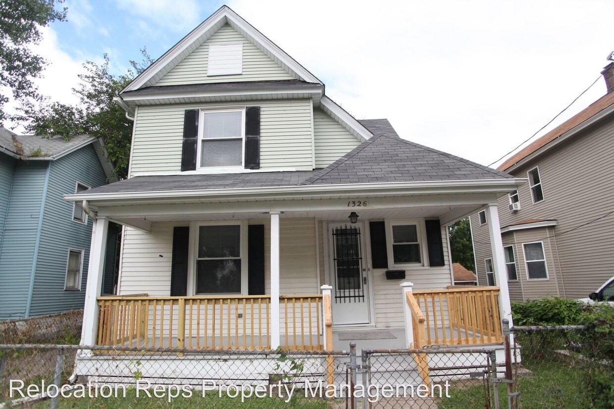 Primary Photo - 1326 N Ripley St