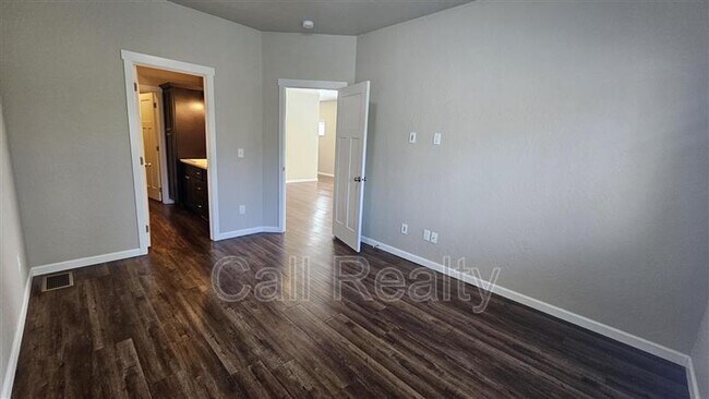 Building Photo - 4306 N Centennial Ln