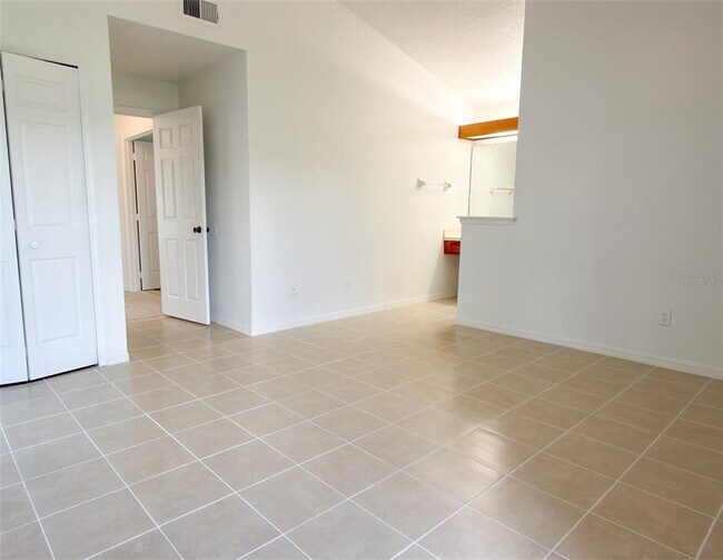 Foto del edificio - 117 Meadow Blvd