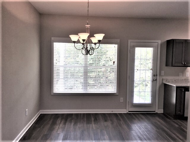 Building Photo - 921 Beverly Ct
