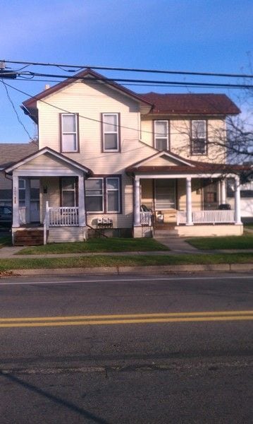 Primary Photo - 309 S Blackstone St