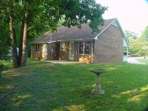 Building Photo - 115 Dawn Ct
