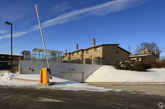 Building Photo - Vanhorne