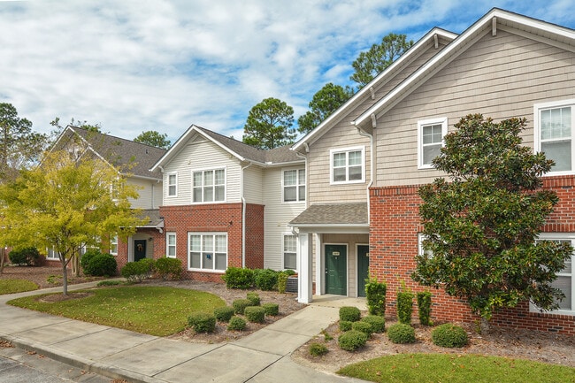 Building Photo - Cardinal Pointe at the Highlands