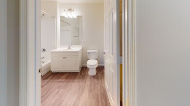 Interior Photo - Inwood West