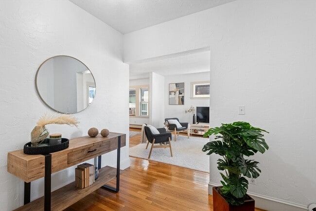 Foto del edificio - 11 Weld Hill St