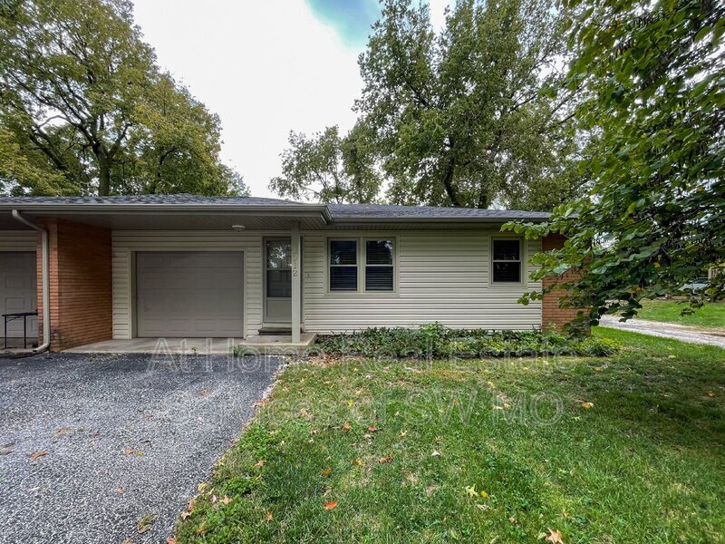 1912 Bellerive Dr, Nixa, MO 65714 Condo for Rent in Nixa, MO