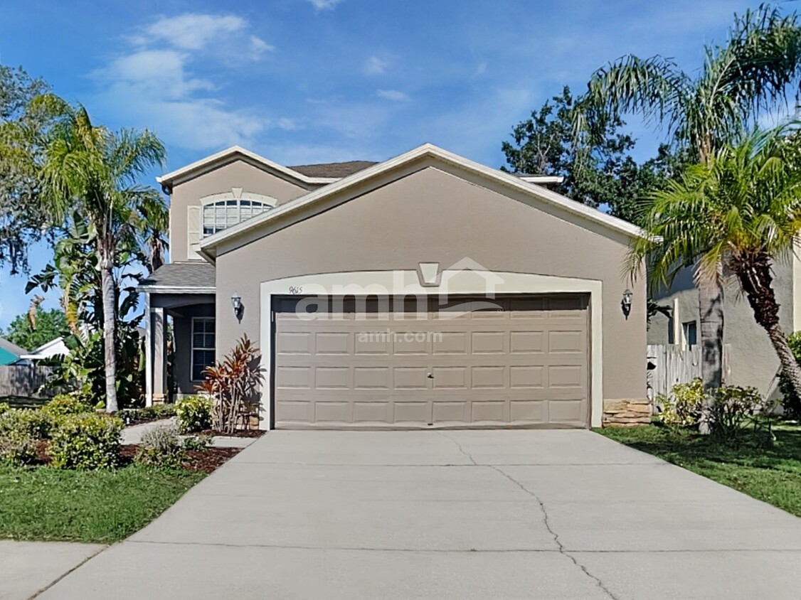 Foto principal - 9615 Laurel Ledge Dr
