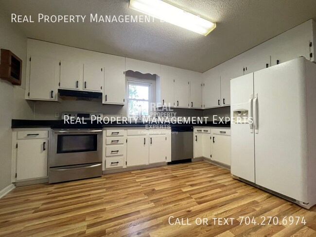 Foto del edificio - 668 Brookwood St