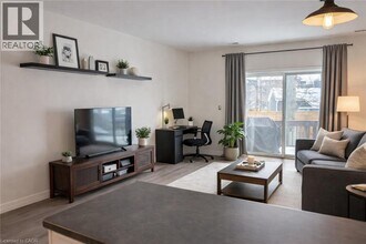 Building Photo - 400 York Blvd