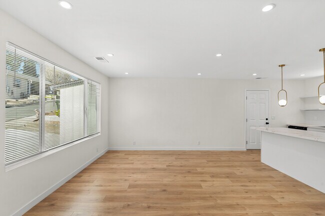 Foto del edificio - 8 Corte Dorado