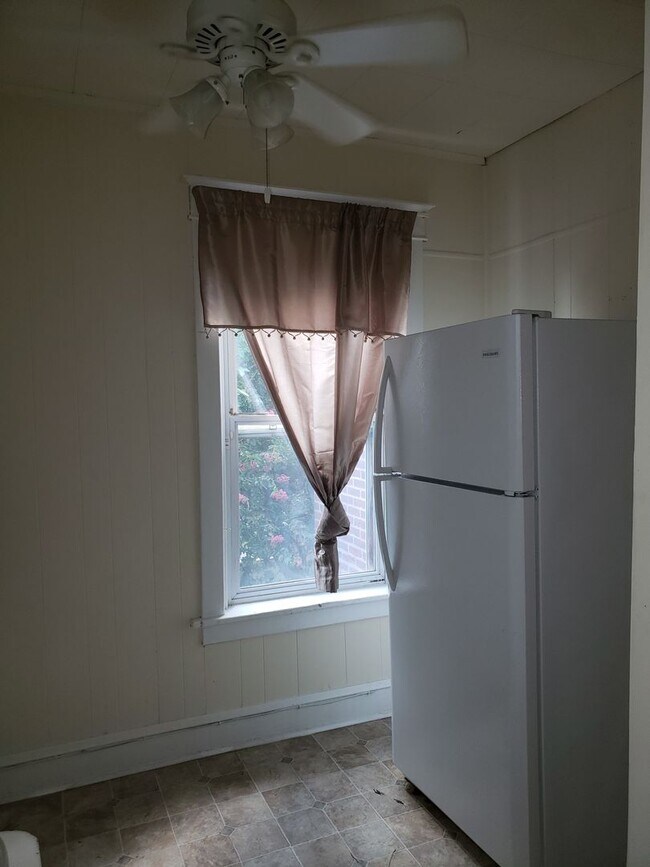 Foto del edificio - 2nd Floor Apt in Wilmington