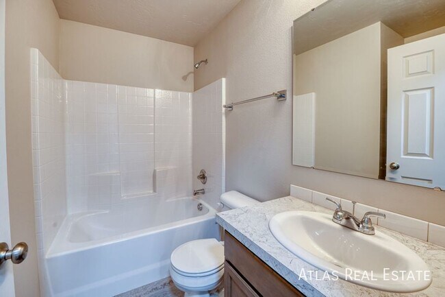 Building Photo - 12713 Lignite Dr