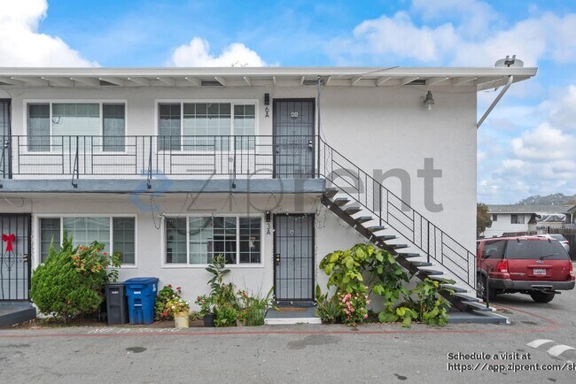 Building Photo - Unit 6A