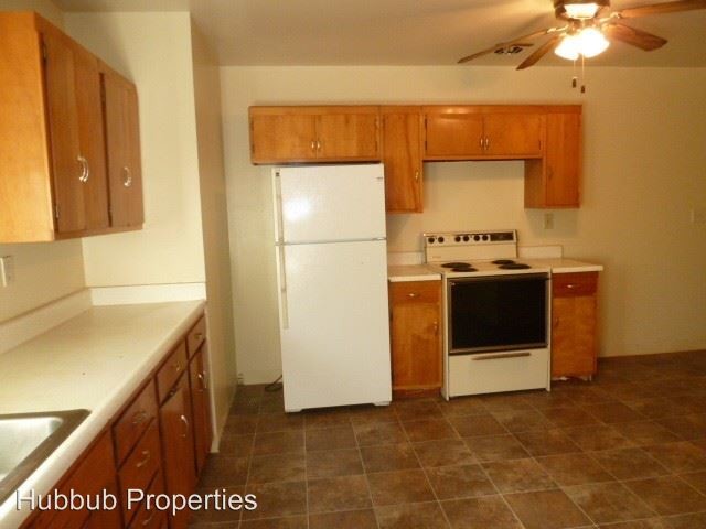 Foto del edificio - 2220-2222 Suzette Ave