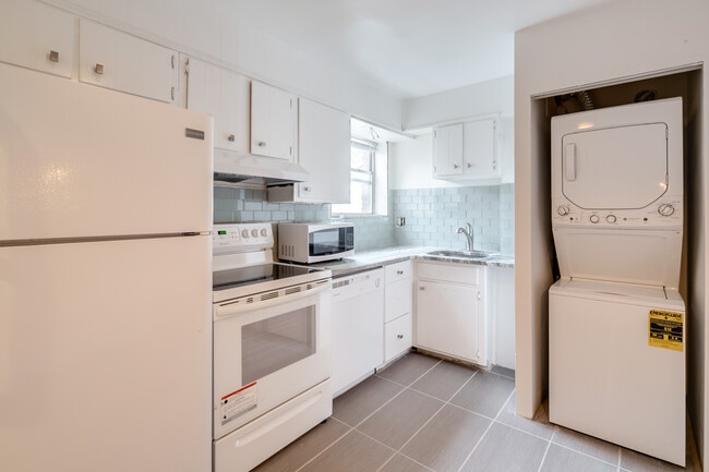 Photo - 331 S 18th St Townhome