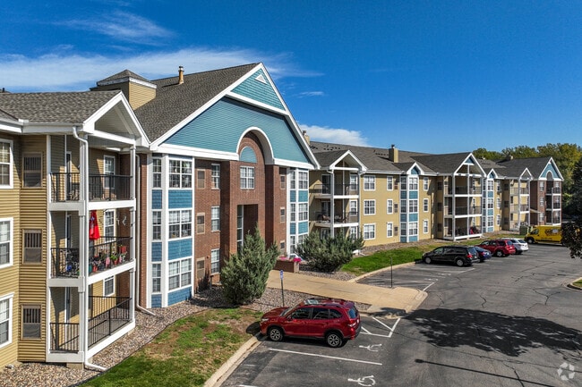 Building Photo - Meridian Pointe Apartment Homes