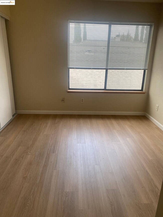 Foto del edificio - 720 Timberline Terrace