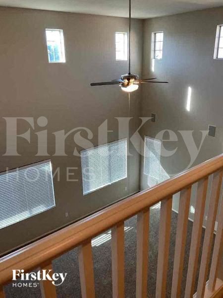 Building Photo - 17017 W Magnolia St