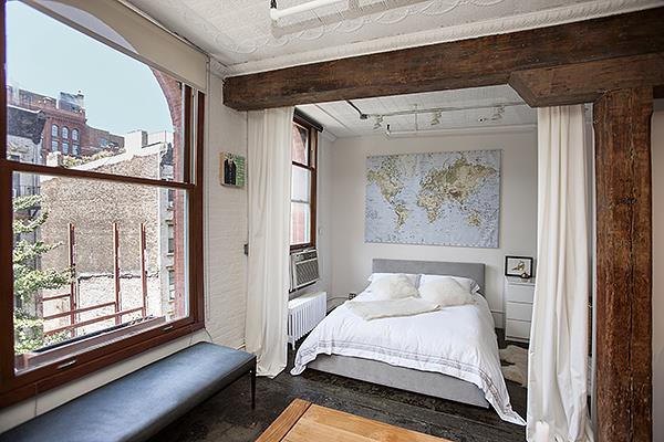 Building Photo - 262 Mott St