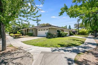 Primary Photo - 345 Jo Dr