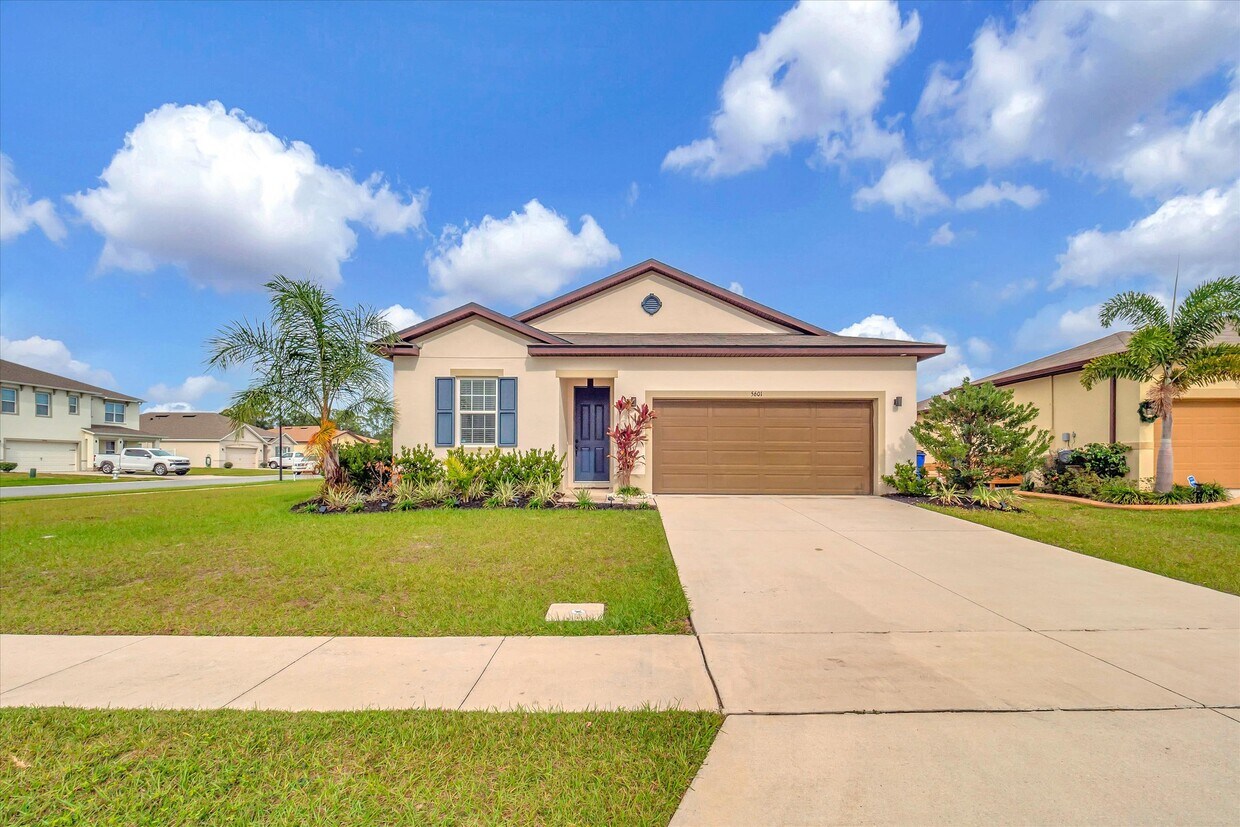 Primary Photo - 5601 Westerly Breeze Pl