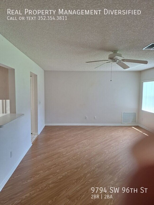 Foto del edificio - 9794 SW 96th St