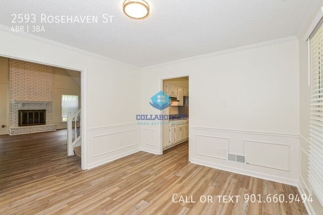 Foto del edificio - 2593 Rosehaven Dr
