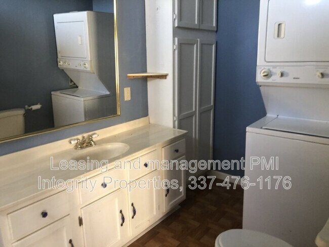Building Photo - 544 Bayou Tortue Rd