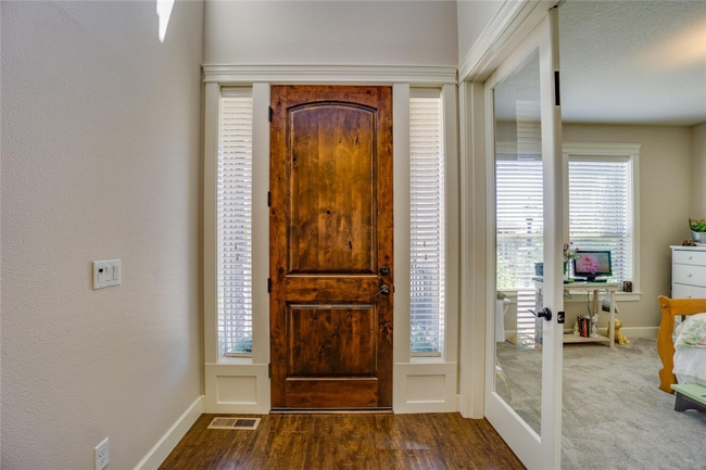Foto del edificio - 5317 NW Goodwin Loop