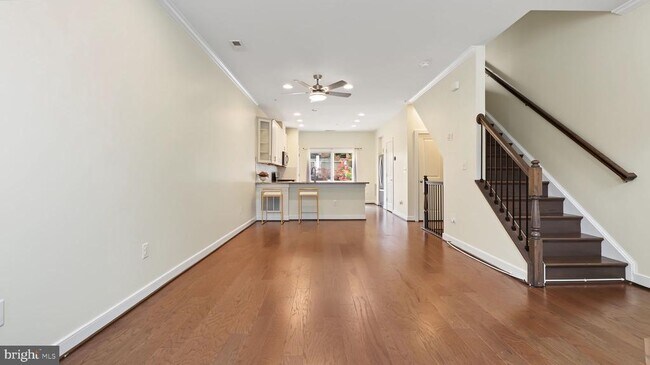 Foto del edificio - 9824 Fields Rd