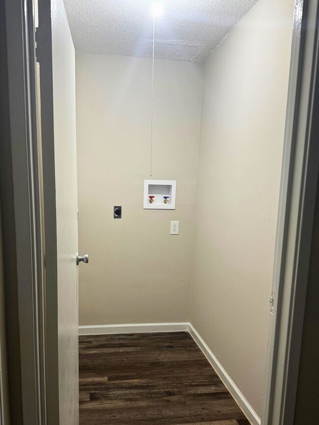 Interior Photo - Country Village