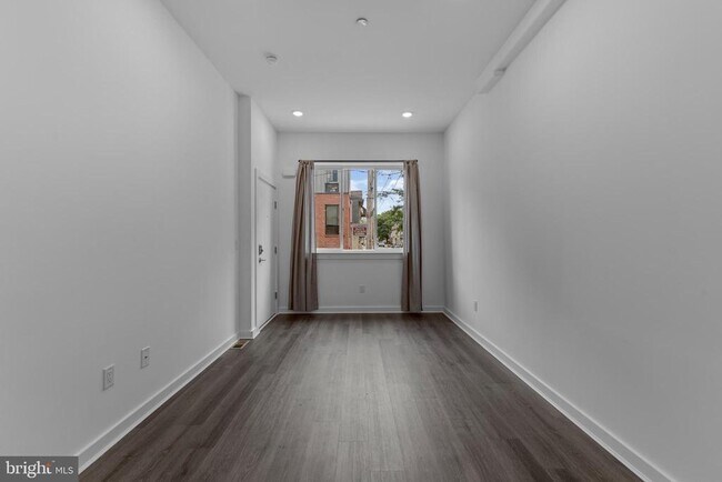 Building Photo - 2020 N 18th St
