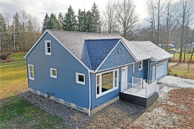 Building Photo - 9190 Warren Painsville