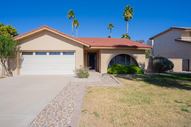 Photo - 1610 E Windjammer Way House