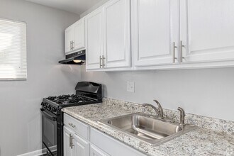 Interior Photo - Regency Court Apartments