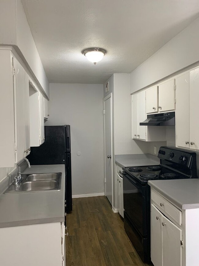 Foto del interior - Monarch Court