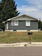 Building Photo - 1725 15th Ave S
