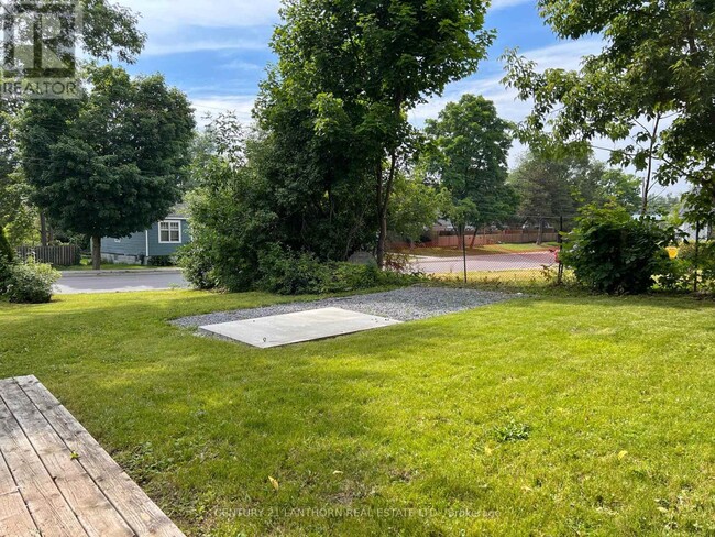 Building Photo - 409 Bleecker Ave