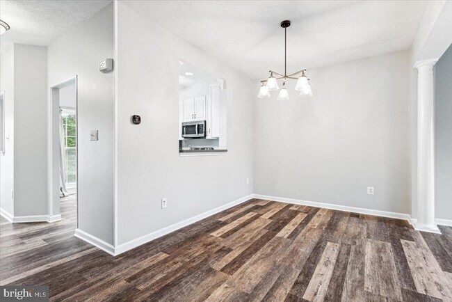 Building Photo - 9533 Bellhaven Ct