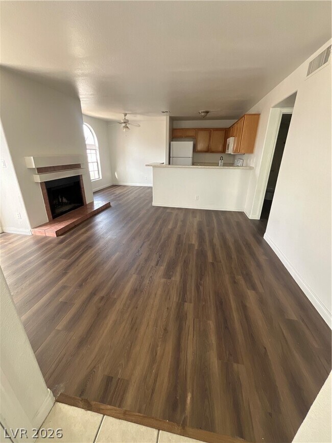 Foto del edificio - 2963 Juniper Hills Blvd