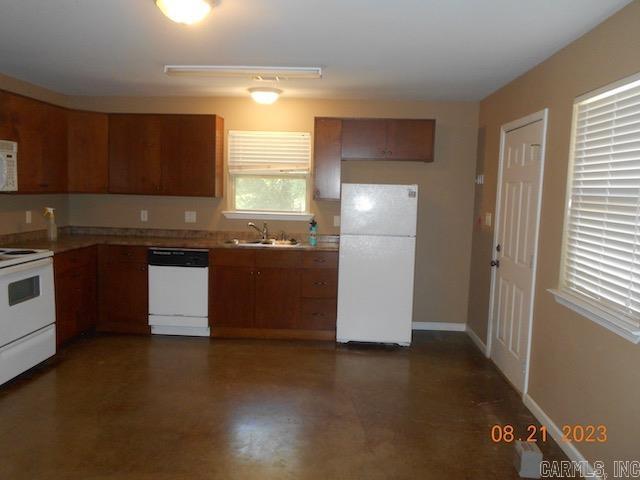 Foto del edificio - 20621 Cole Ln