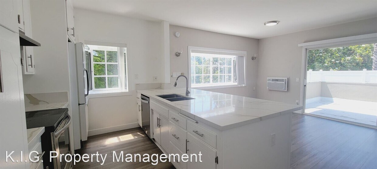 Foto principal - 2 br, 2 bath Apartment - 825 S. 6th St. 82...