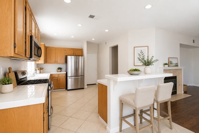 Foto del edificio - 33179 Breighton Wood St