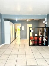 Building Photo - 835 Meridian Ave