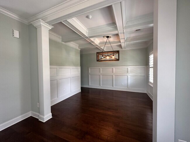 Building Photo - 1731 Edenburg Way