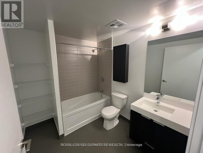 Building Photo - 3100 Keele St